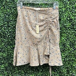 NWT Max Studio Beige Floral Ruffle Cinched Skirt